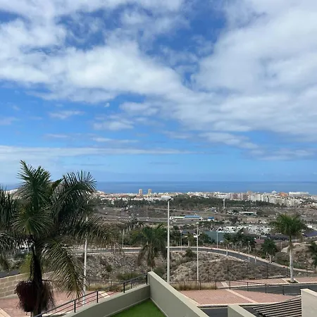 Вілла Luxe Detached Julia Tenerife *
