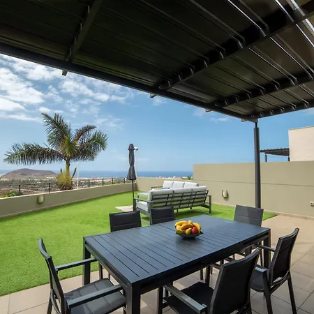 Вілла Luxe Detached Julia Tenerife