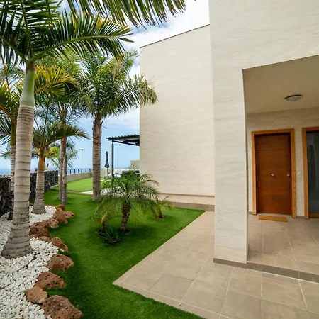 Luxe Detached Julia Tenerife Вілла *