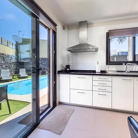 Luxe Detached Julia Tenerife