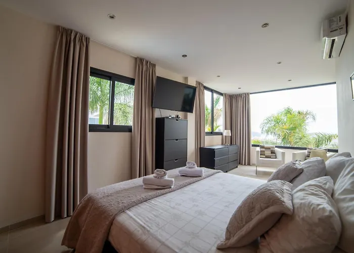 Villa Luxe Detached Julia Tenerife *